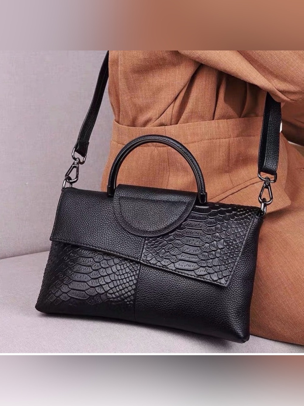 Maddy Soft Leather Shoulder Bag - Black